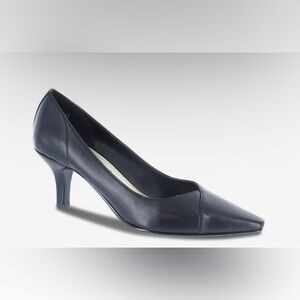 Easy Street Chiffon Pump